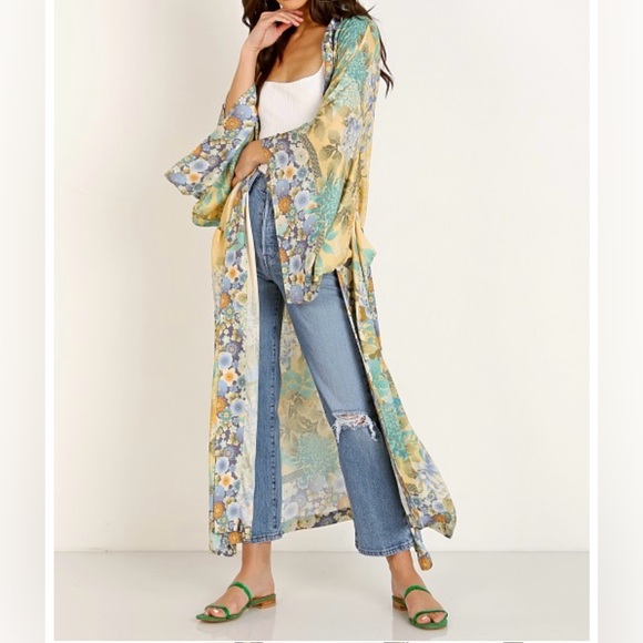 Spell and The Gypsy Willow Kimono Robe - Picture 16 of 16